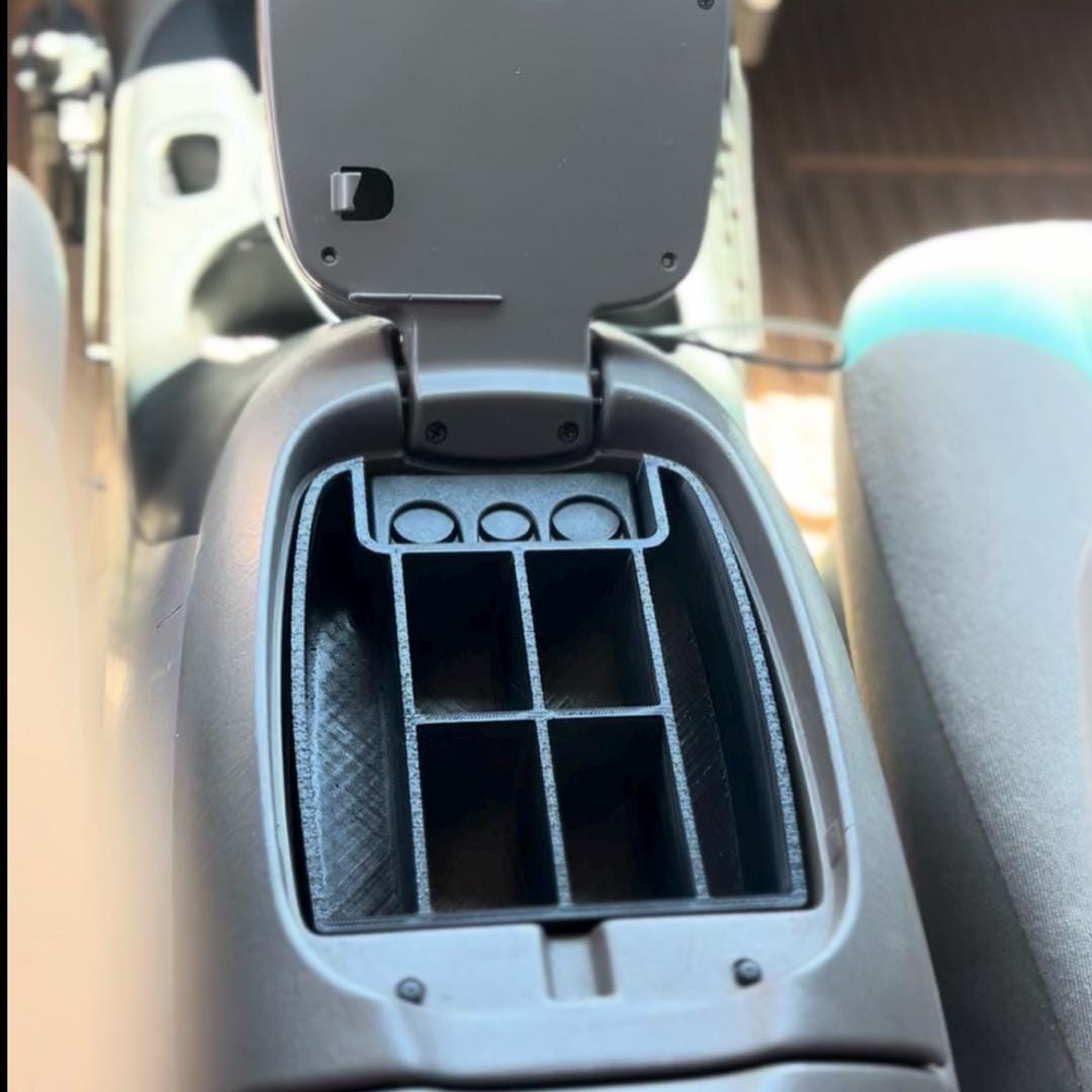 Toyota Tundra Sequoia Center Console Organizer, 1st Gen Tundra Double Cab Insert Tray, 2004 2005 2006 2007 Coin Slot, 3D Printed